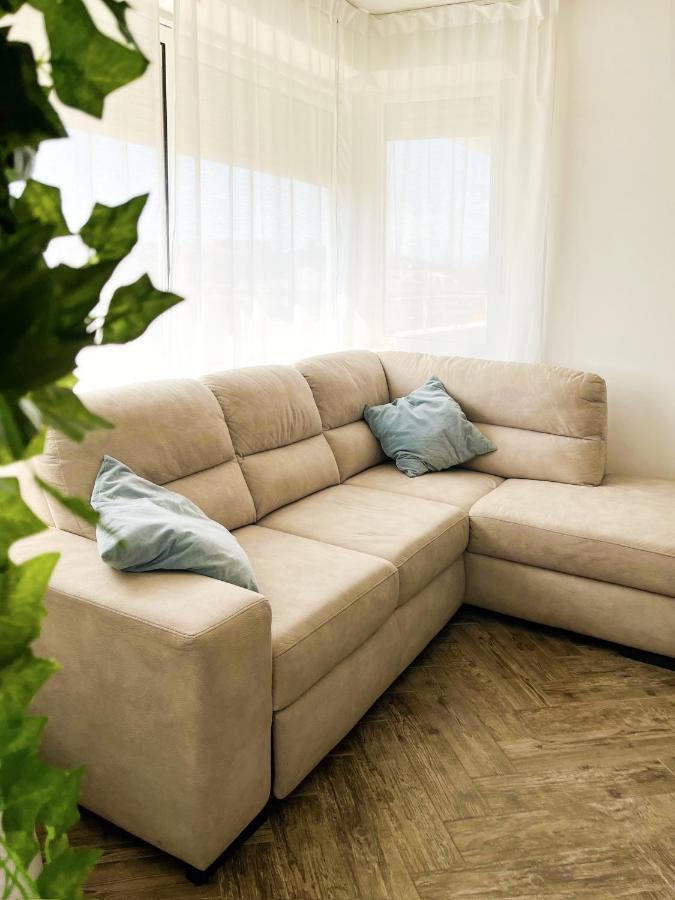 Suitesflores - Bright And Cozy Apartment In Verona Eksteriør billede